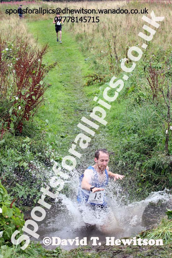 Senior mens relay, Sunderland Harriers Open Cross Counry, Farringdon Park, Sunderland. Photo: David T. Hewitson/Sports for All Pics